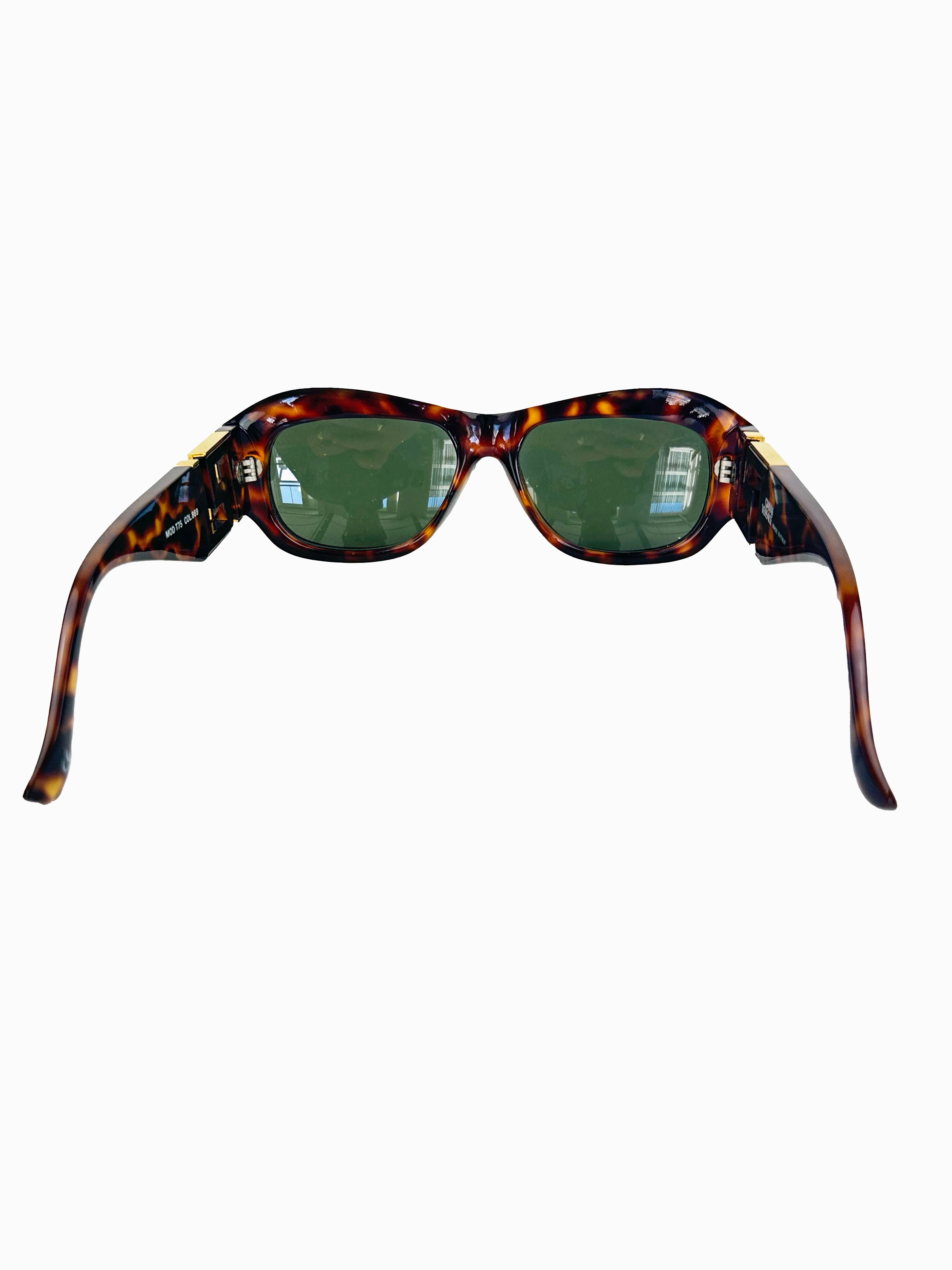 Gianni Versace Sunglasses 90's